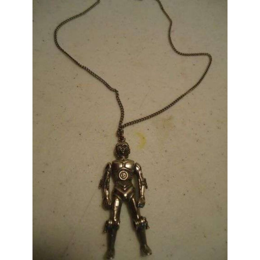 1977 Star Wars C-3PO Necklace Mf. By 20th Century Fox.